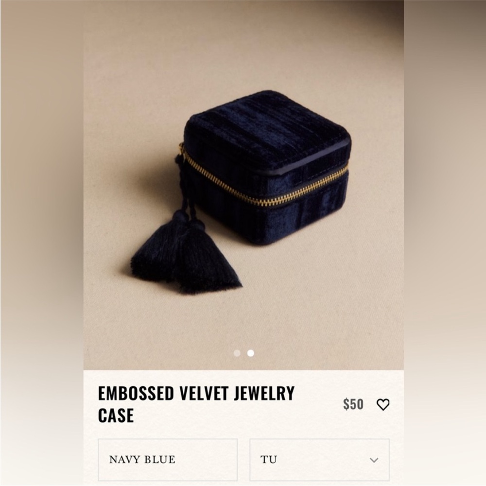Sézane Embossed Velvet Jewelry Case